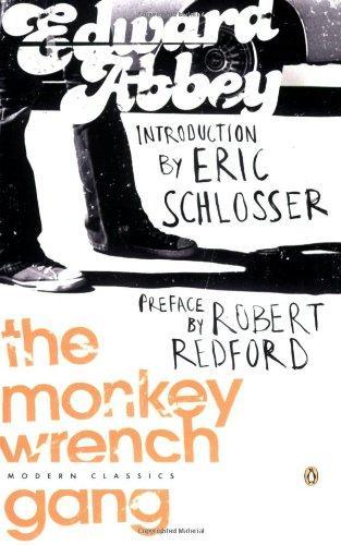 The Monkey Wrench Gang (Penguin Modern Classics) 